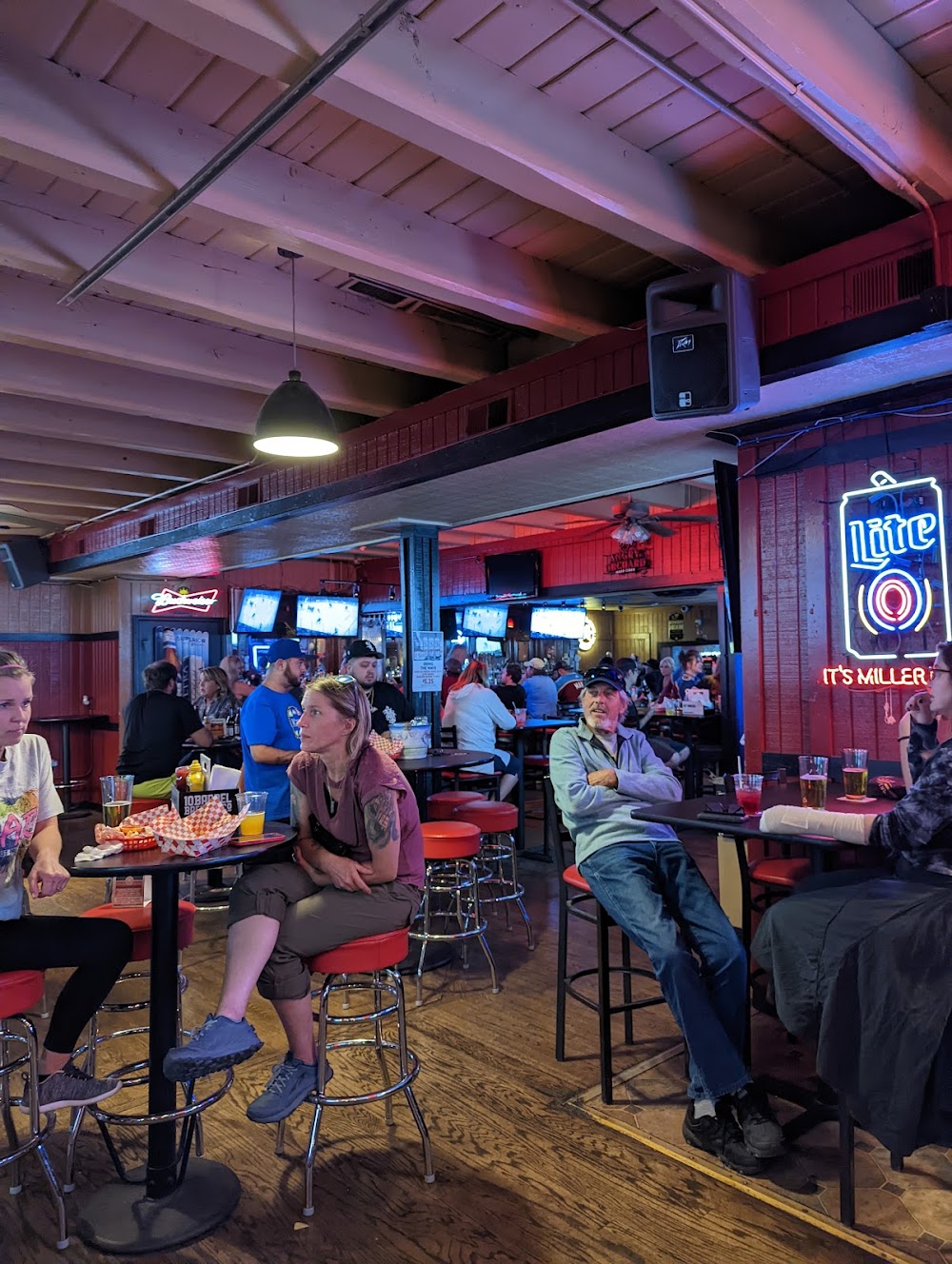 Misfits Sports Bar in Lakewood, a live music venue